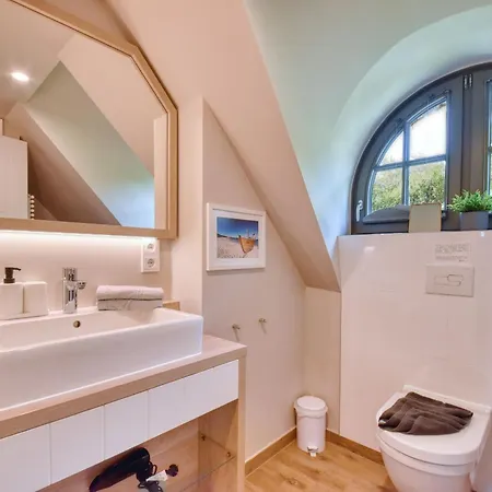 Boddenstern 22 Klein Stresow Ruegen By Ruyastay * بوتبوس